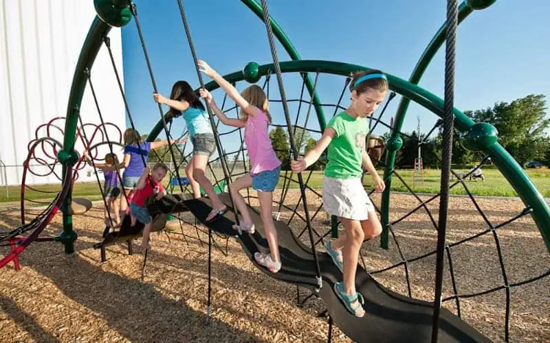 Product Spotlight: Landscape Structures Evos Belt-Zone Climber
