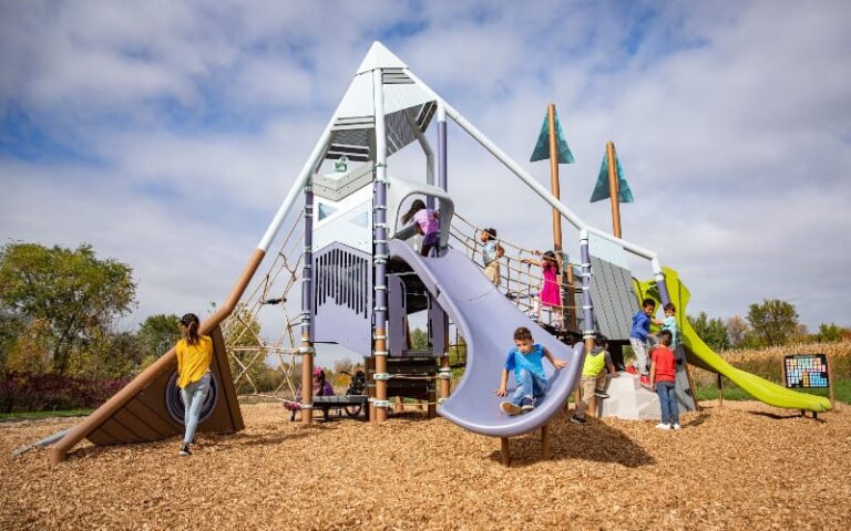 New Smart Play Summit