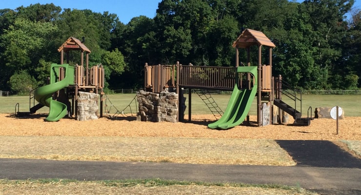 Kids That Hit Playground Do Better When They Hit The Books